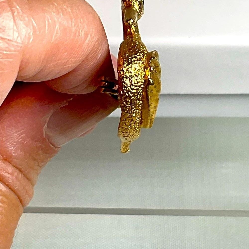 Dubarry‎ 5th Avenue 1950's Gold Plated Swan Brooch With Crystal Eye - Picture 6 of 7